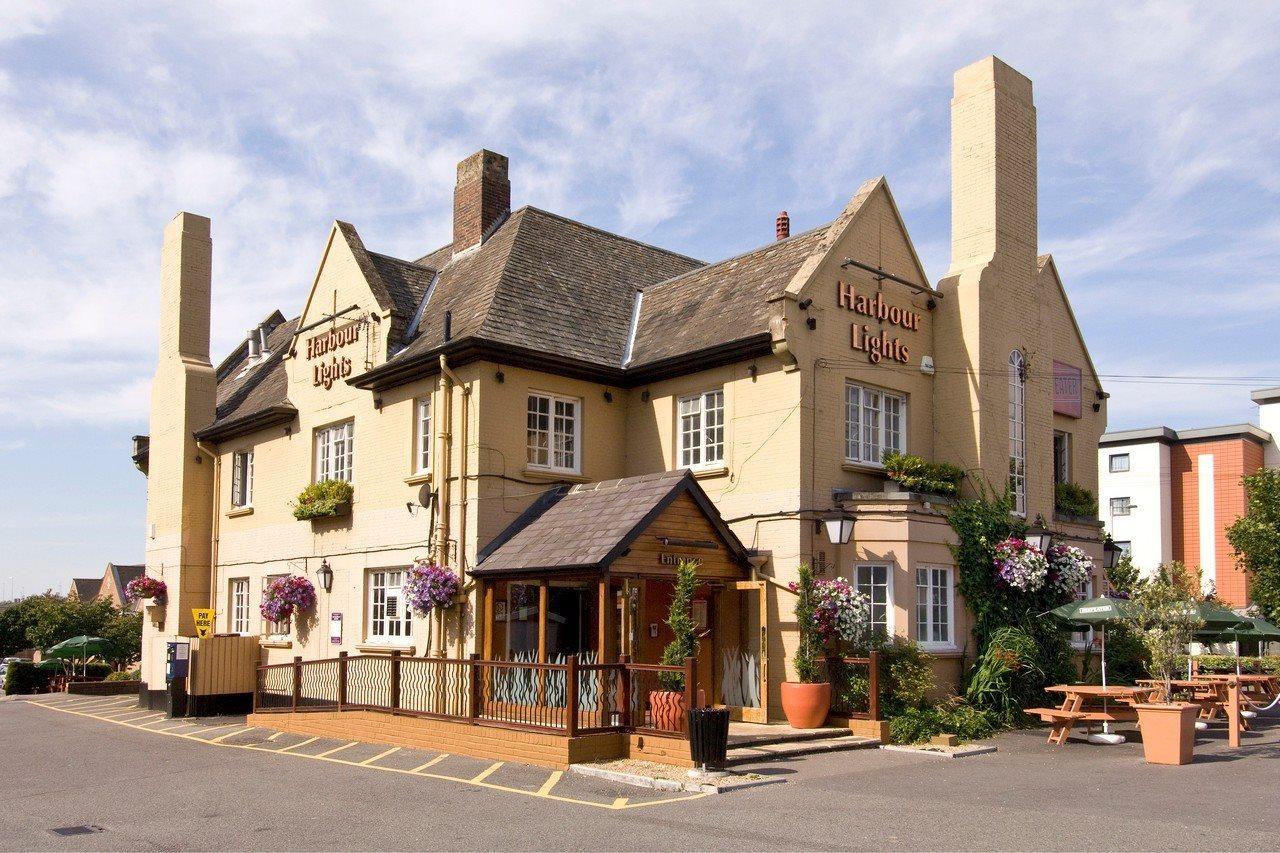 Premier Inn Portsmouth North Harbour Exterior foto